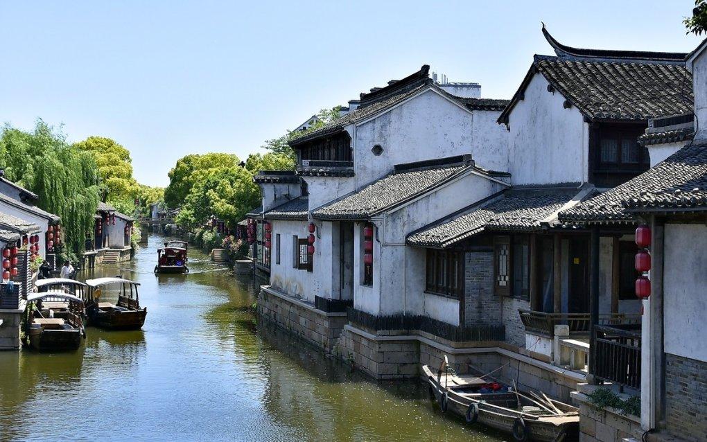 探索《哈利波特》系列与《神奇动物》系列相比有哪些相同之处?知识星球,深入了解《哈利波特》系列与《神奇动物》系列相比有哪些相同之处?相关信息